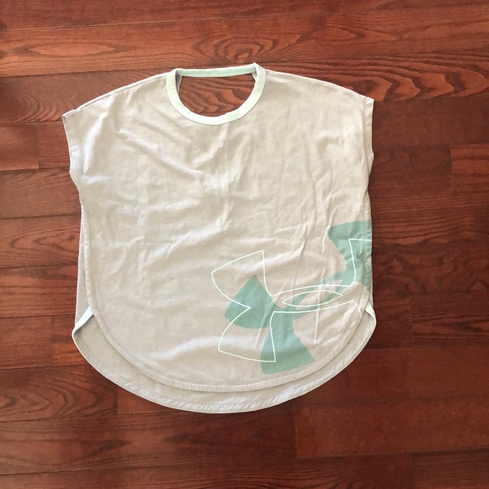 COPY - Girls Under armor youth extra large